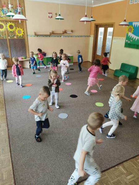 Dzień Kropki Przedszkole nr Tuchola